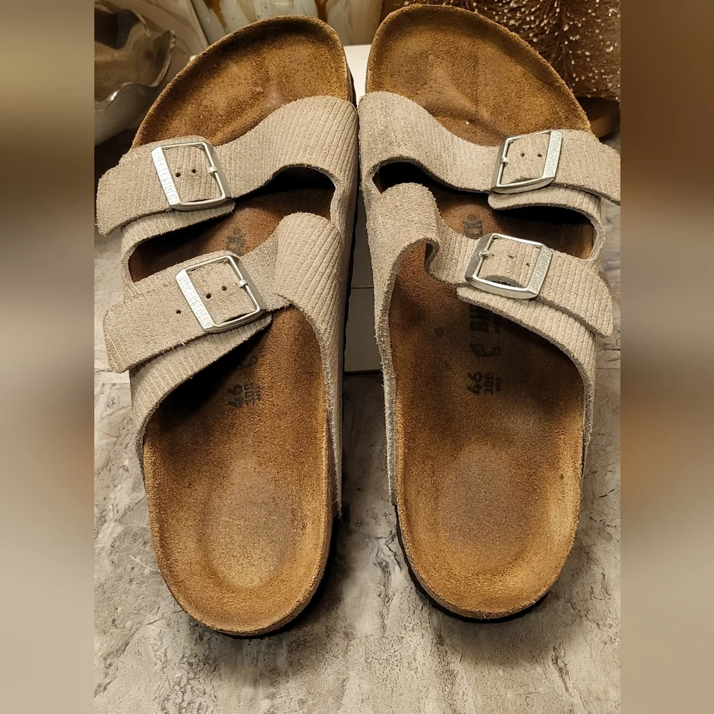 Birkenstock Tan Sandals with Silver Buckles